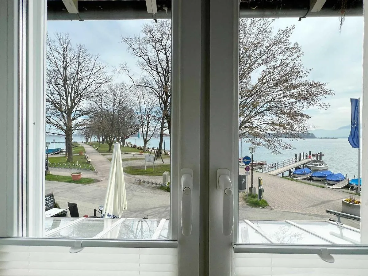 Sieben Zimmer Am See Prien am Chiemsee Hotel