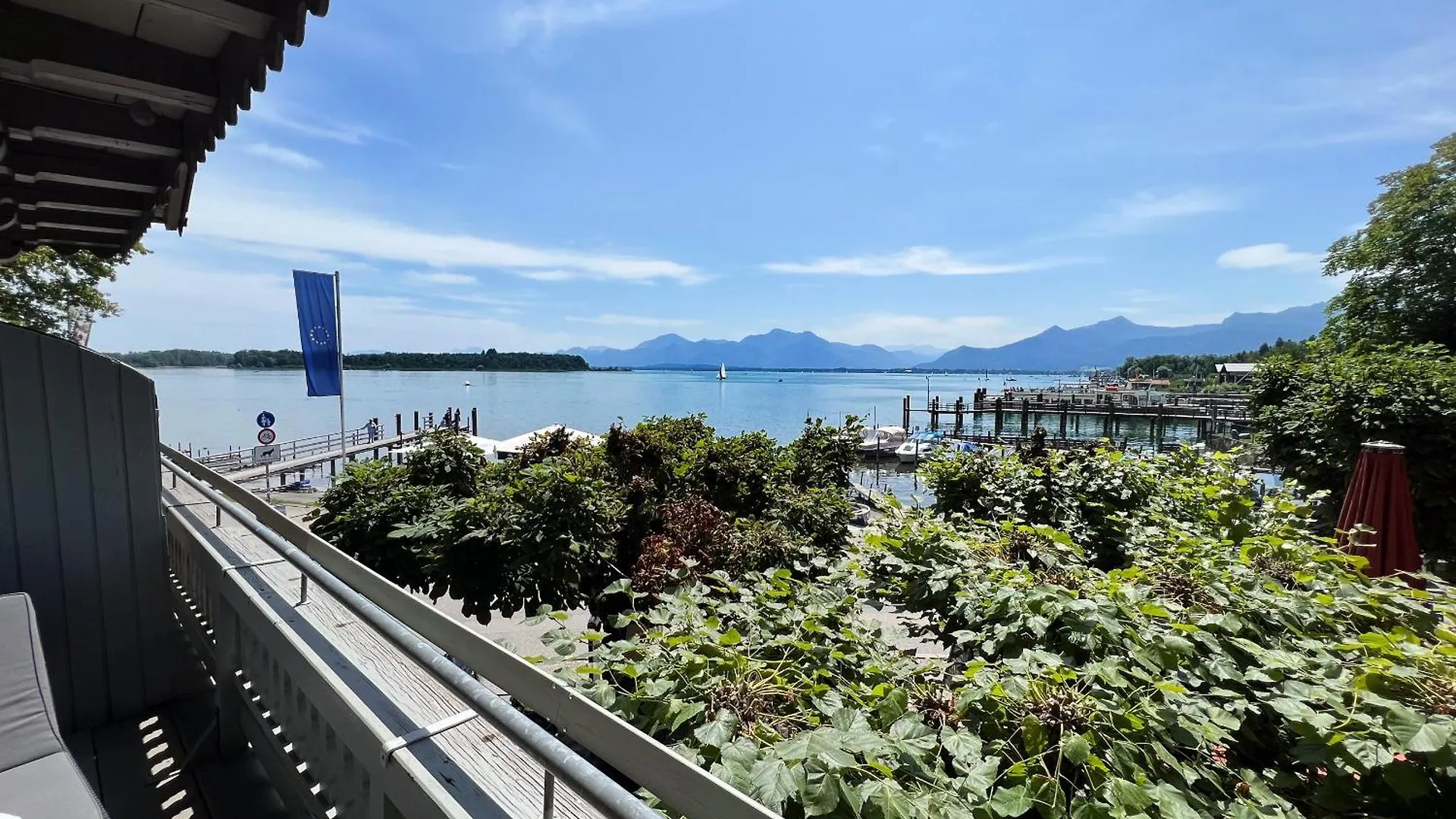 Sieben Zimmer Am See Prien am Chiemsee Hotel